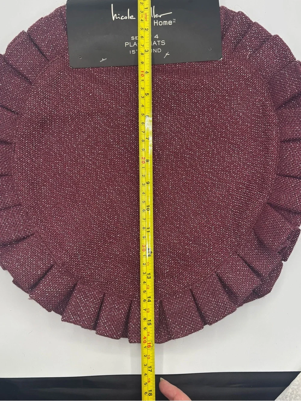 Nicole Miller Home Placemats Set Of 4 Burgundy Metallic 15 Inch Round New